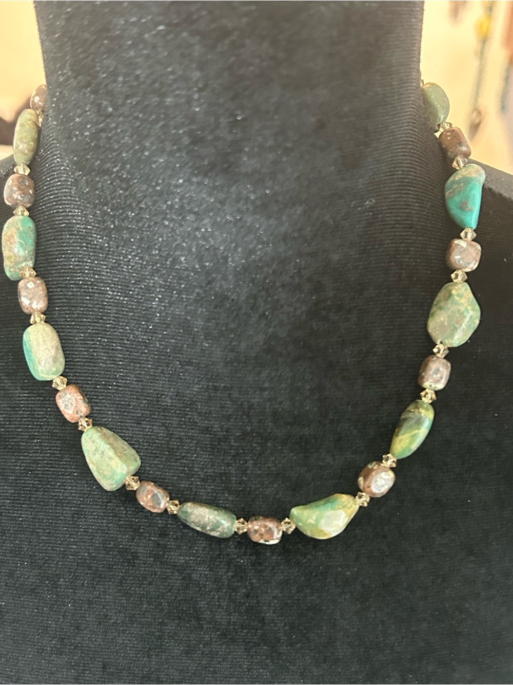 Green Stone Beaded Necklace - Women Jewelry